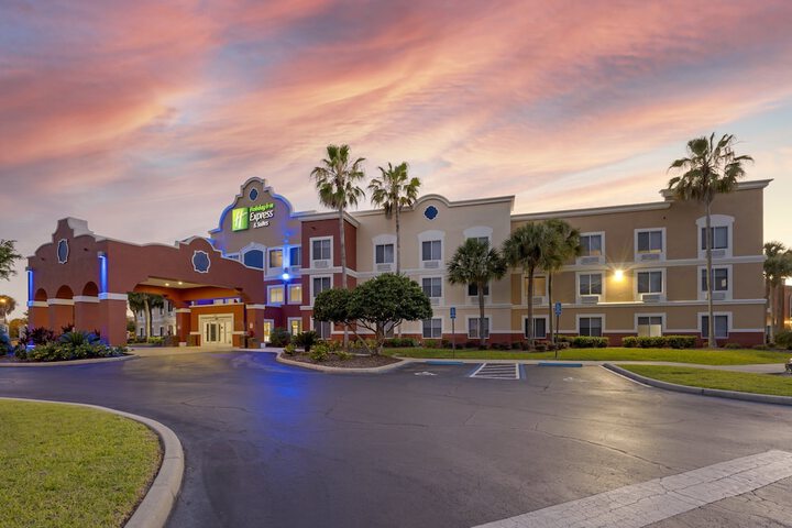 Hotel 4 of 92