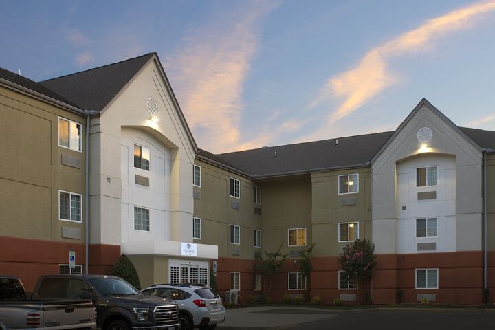 Hotel 3 of 55