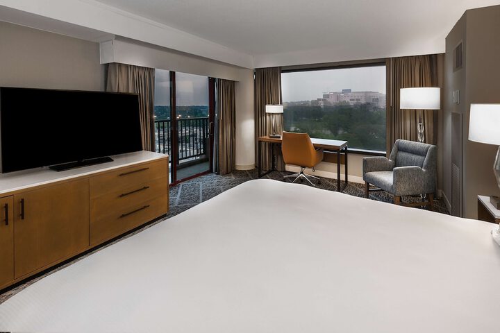 Room 22 of 95