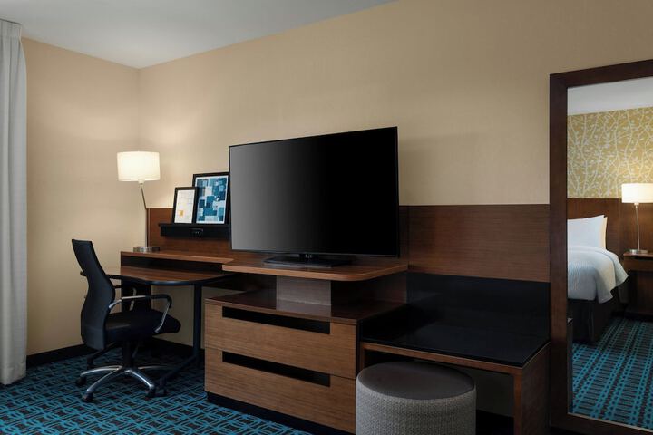 Room 25 of 44