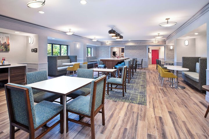 Hampton Inn Detroit / Utica-Shelby Township