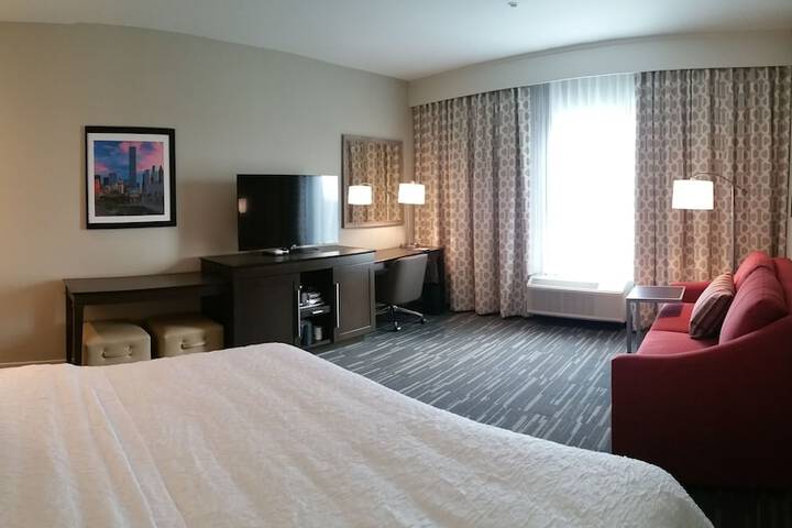 Room 36 of 85