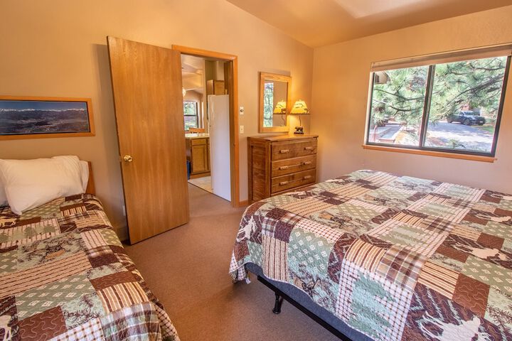 Room 144 of 261