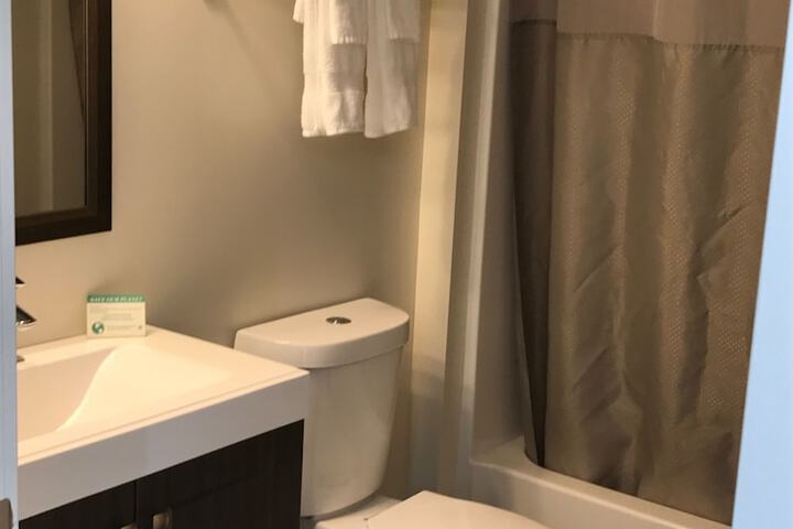 Room 21 of 66