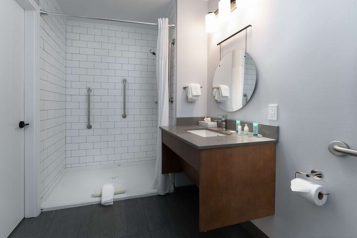 Prestige Kamloops Hotel WorldHotels Crafted