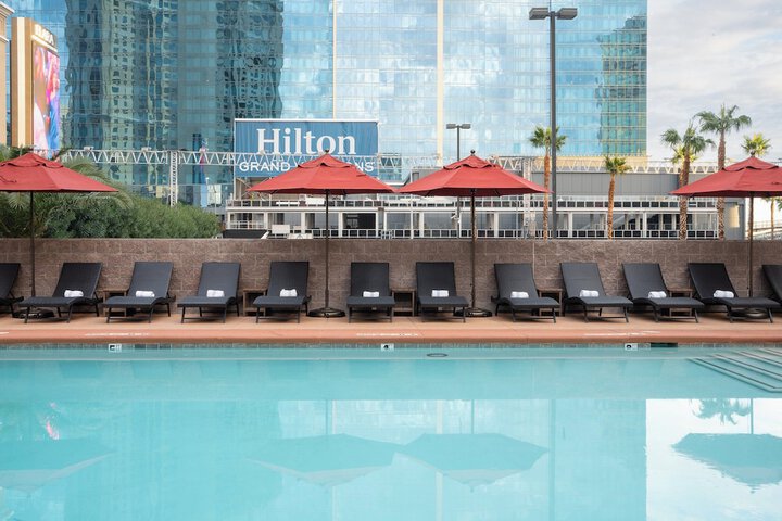 Pool 24 of 130