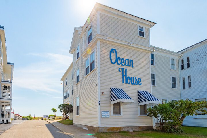 Ocean House Hotel & Motel