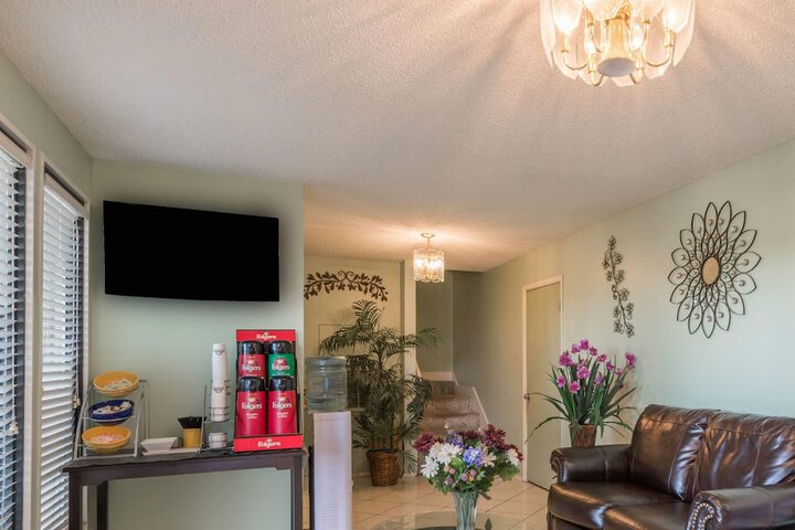 Days Inn by Wyndham San Marcos
