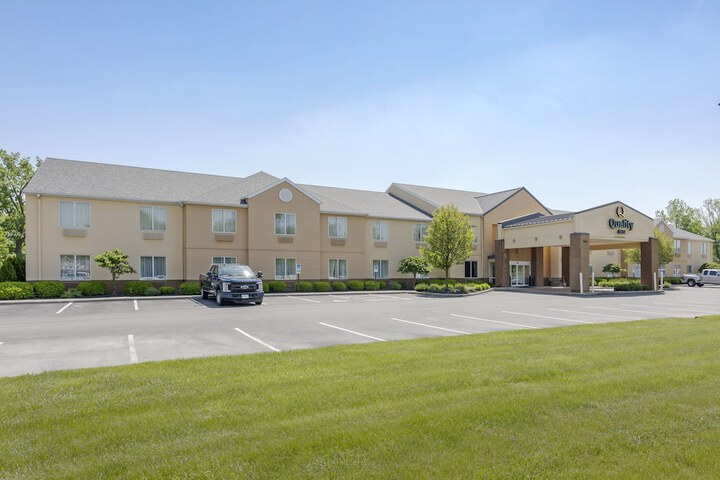 Hotel 2 of 25