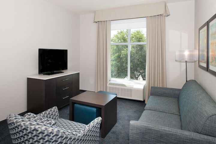Room 35 of 52