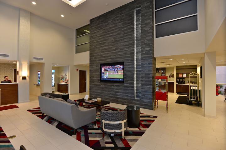 Hotel Interior 9 of 26