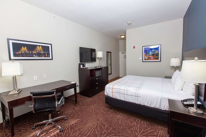Room 42 of 61
