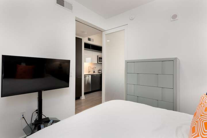 Global Luxury Suites at Reston Town Center