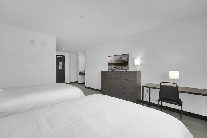 Room 15 of 31