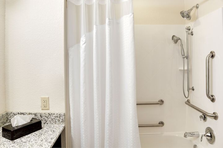 Holiday Inn Express & Suites Nevada by IHG