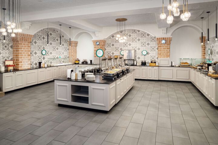 Embassy Suites by Hilton Orlando North