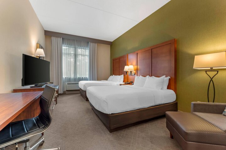 Comfort Inn & Suites LaVale - Cumberland