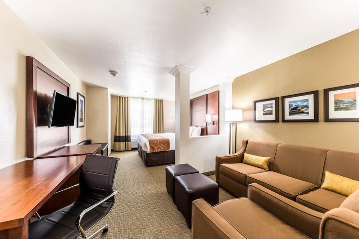Room 22 of 43