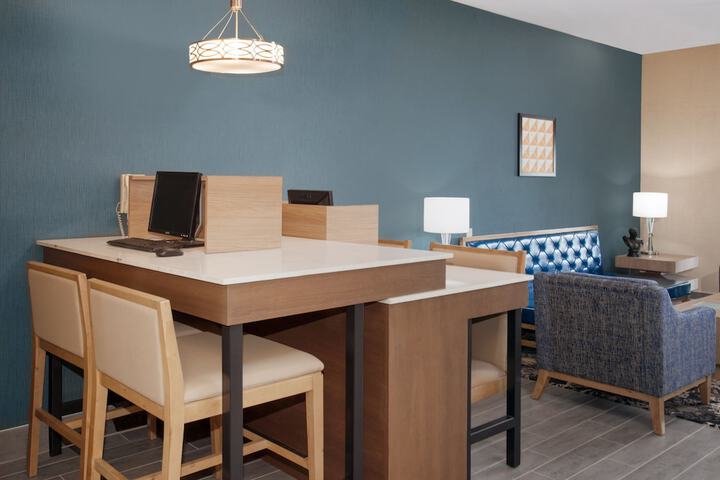 Holiday Inn Express Hotel & Suites Dayton West - Brookville by IHG