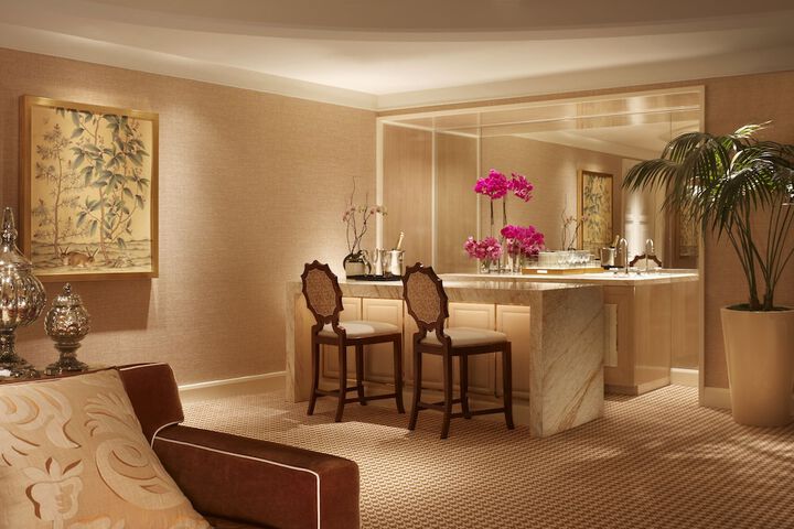 Room 13 of 65