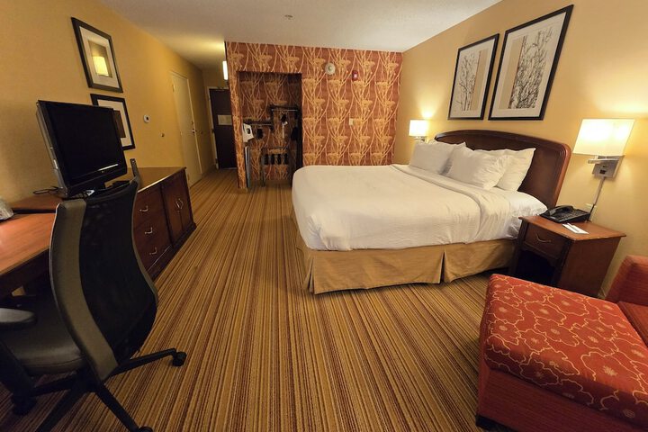Country Inn & Suites by Radisson Convention Center