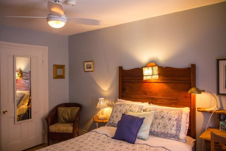 Room 9 of 24