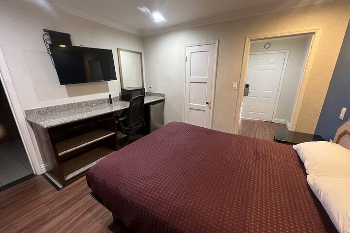 Room 62 of 65