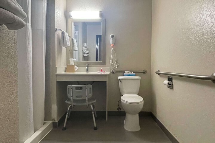 Room 18 of 50