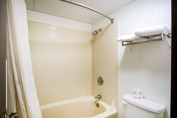 Room 53 of 57