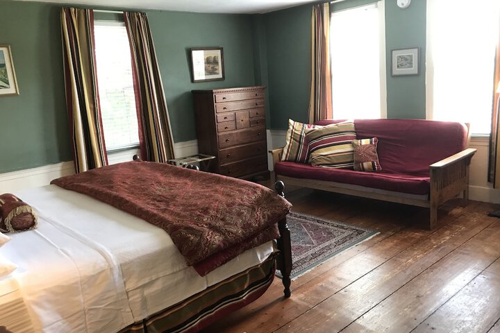 Room 55 of 80