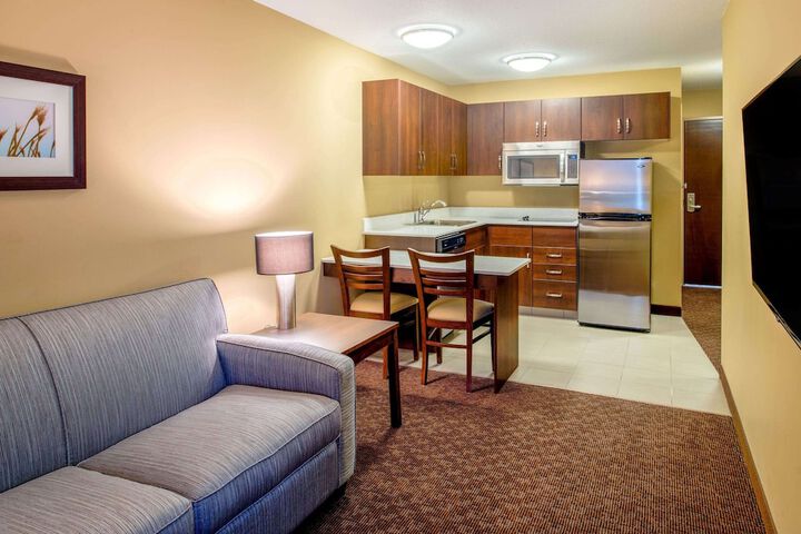 Room 16 of 22