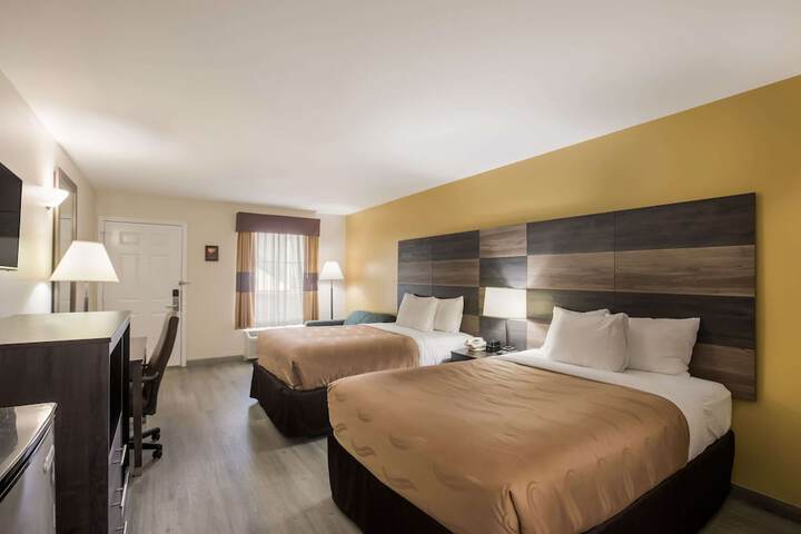 Room 15 of 35