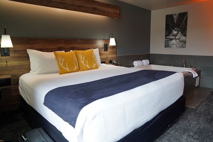 Hotel Ruby Ponderay / Sandpoint