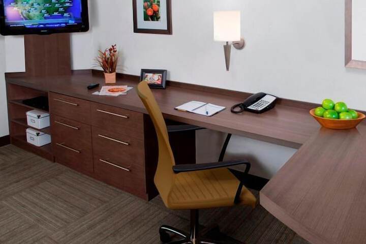 Candlewood Suites Cut Off by IHG