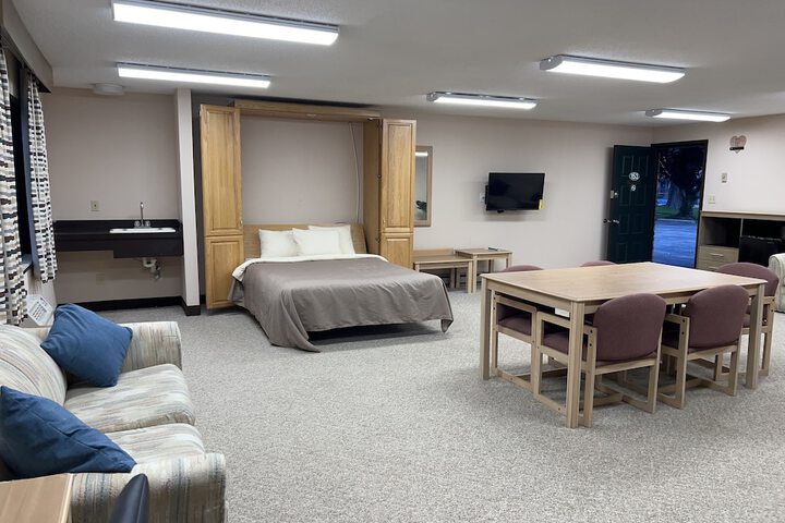 Room 30 of 50