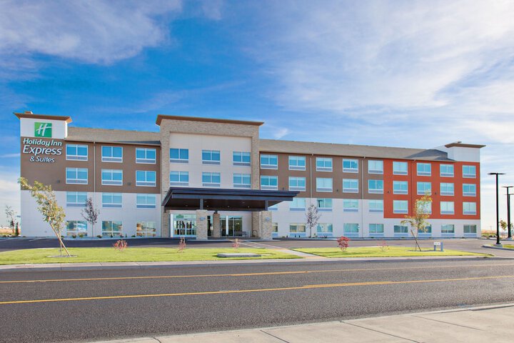 Holiday Inn Express & Suites Moses Lake by IHG
