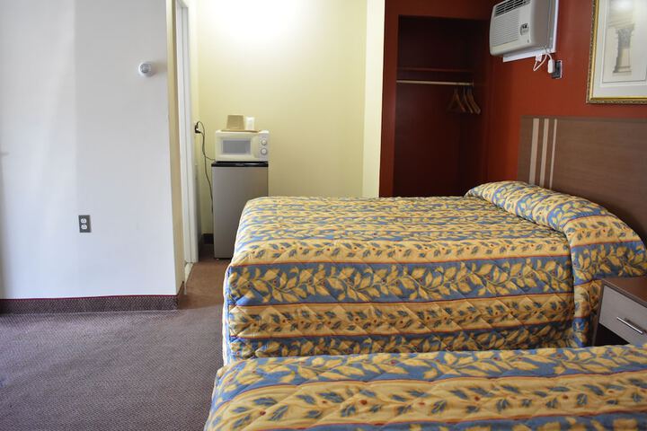 Room 19 of 51