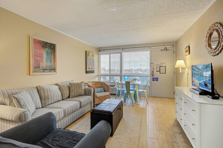 Room 125 of 334
