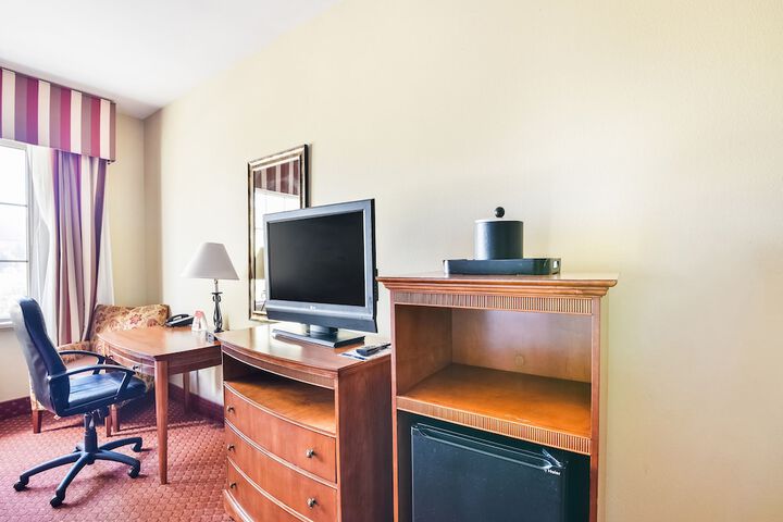 Room 34 of 41
