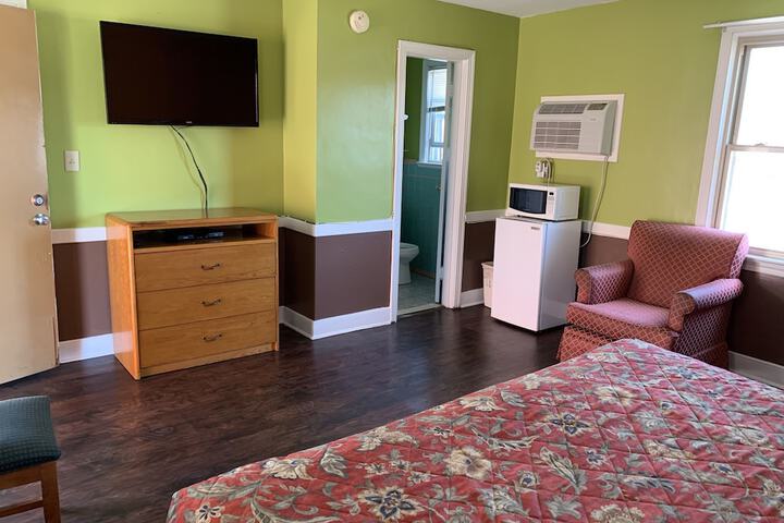 Room 21 of 27