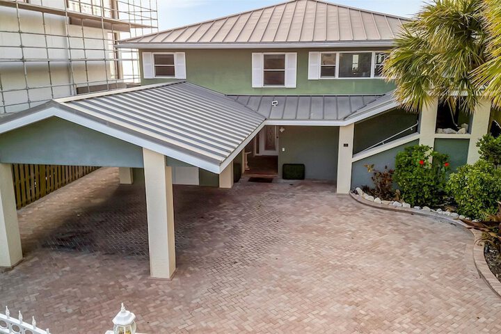 Stones Throw Beachfront Luxury Suites