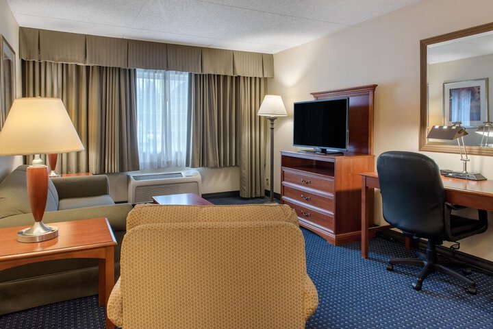 Room 26 of 32