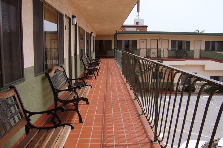 Hotel 2 of 52