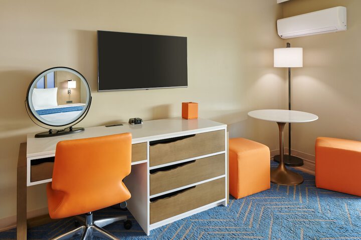 Room 42 of 81
