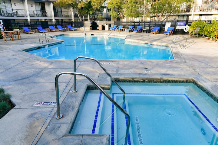 Pool 9 of 66