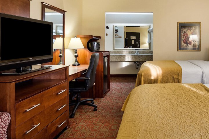 Room 8 of 26