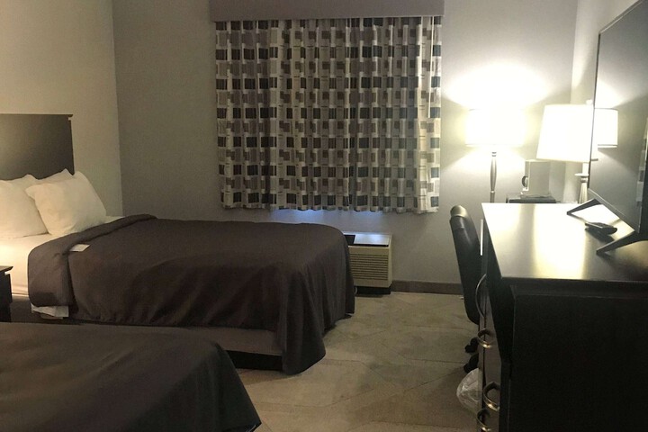 Room 14 of 49