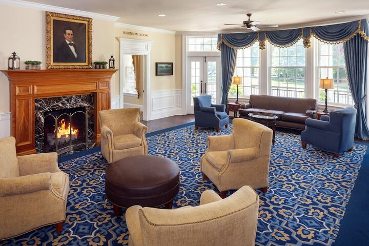 Historic Boone Tavern Hotel and Restaurant