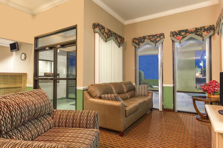 Hotel Interior 13 of 34