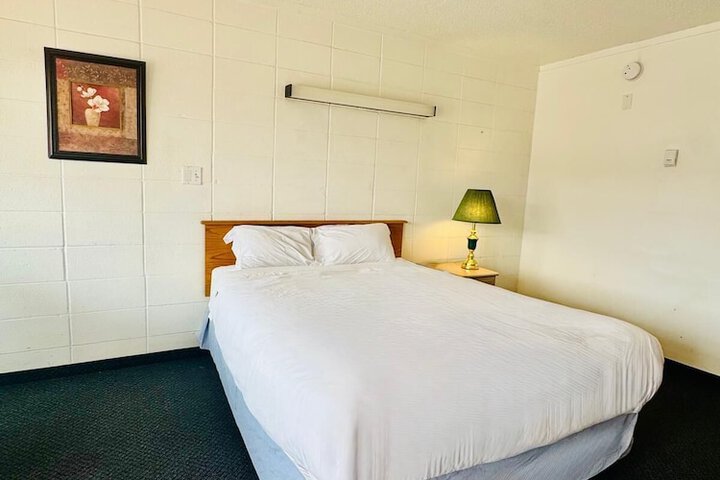 Silver Crest Lodge